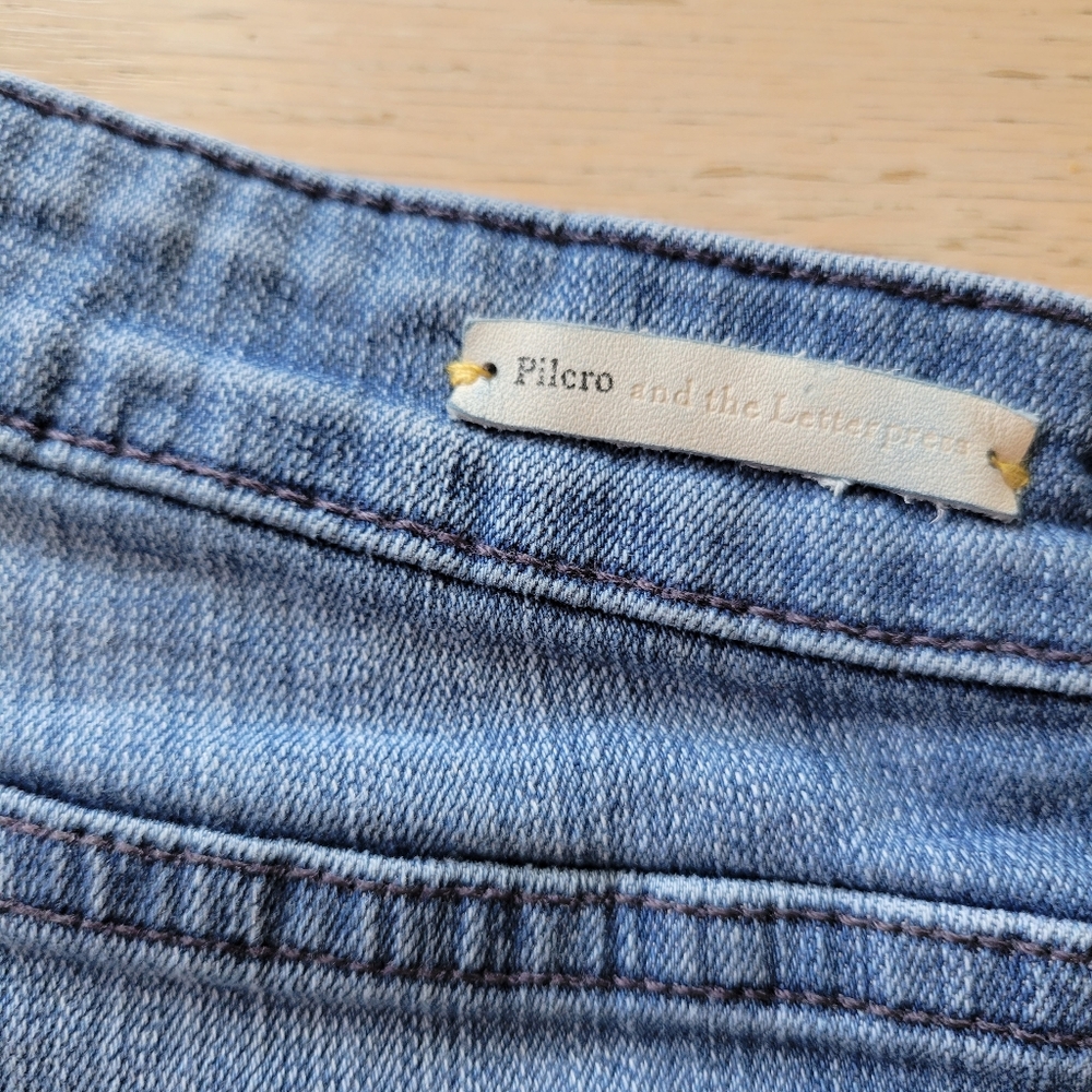 Pilcro and the Letterpress (Anthropologie) Jean shorts - Picture 4 of 12